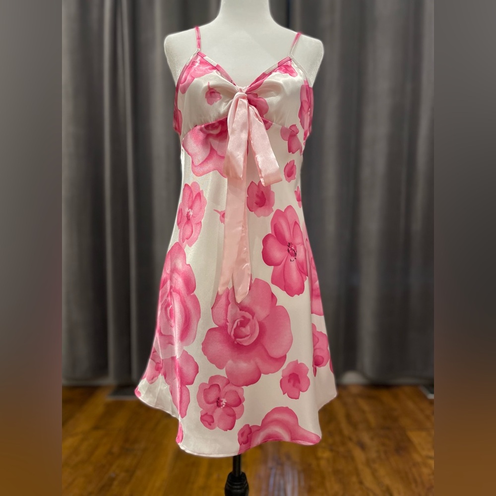 Vintage Secret Treasures satin chemise nightie